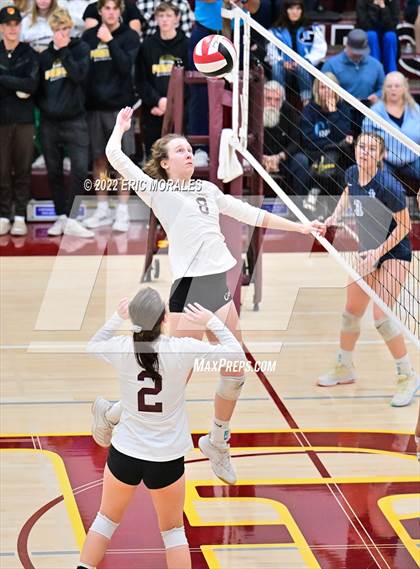 Thumbnail 2 in Granite Hills vs Point Loma (CIFSDS D2 Semifinal) photogallery.