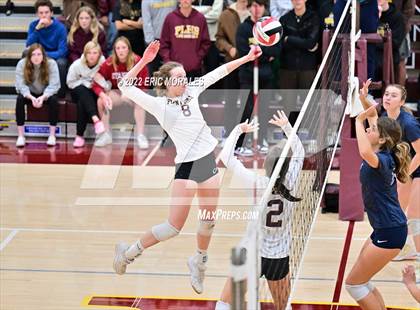 Thumbnail 2 in Granite Hills vs Point Loma (CIFSDS D2 Semifinal) photogallery.
