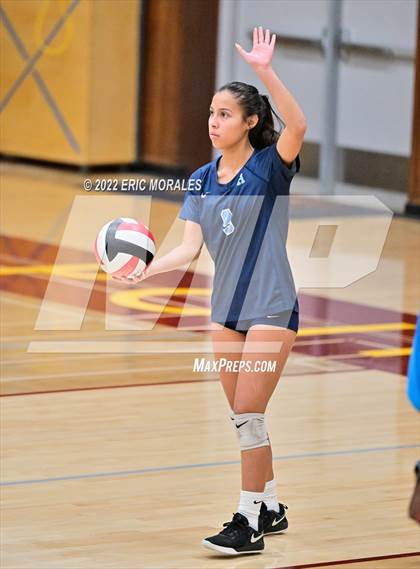 Thumbnail 2 in Granite Hills vs Point Loma (CIFSDS D2 Semifinal) photogallery.