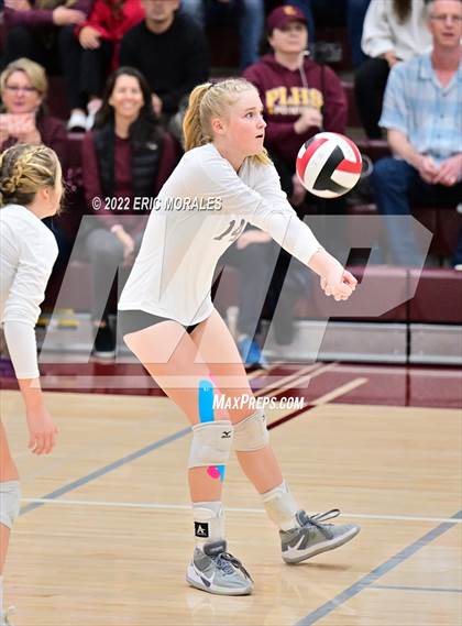Thumbnail 2 in Granite Hills vs Point Loma (CIFSDS D2 Semifinal) photogallery.