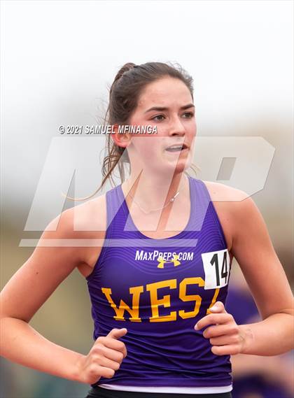 Thumbnail 1 in Harold Scott Invitational (3200 Meter) photogallery.