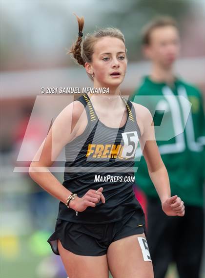 Thumbnail 2 in Harold Scott Invitational (3200 Meter) photogallery.