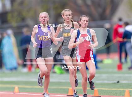 Thumbnail 2 in Harold Scott Invitational (3200 Meter) photogallery.