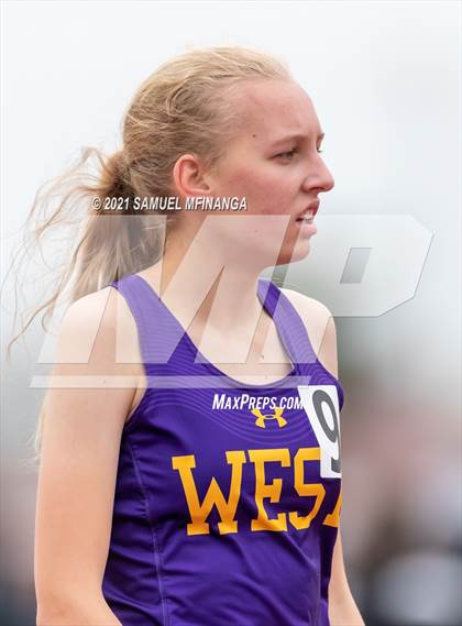 Thumbnail 3 in Harold Scott Invitational (3200 Meter) photogallery.