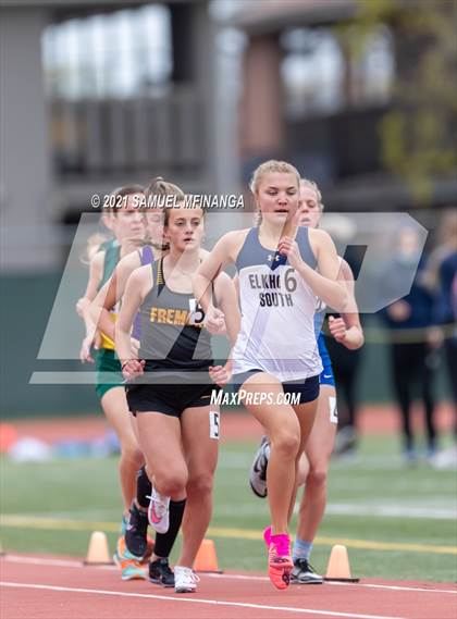 Thumbnail 1 in Harold Scott Invitational (3200 Meter) photogallery.