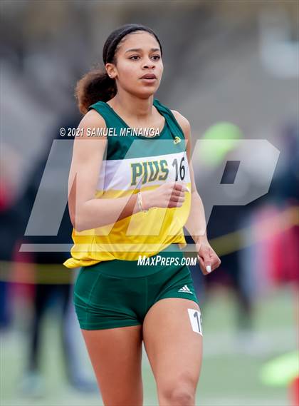 Thumbnail 2 in Harold Scott Invitational (3200 Meter) photogallery.