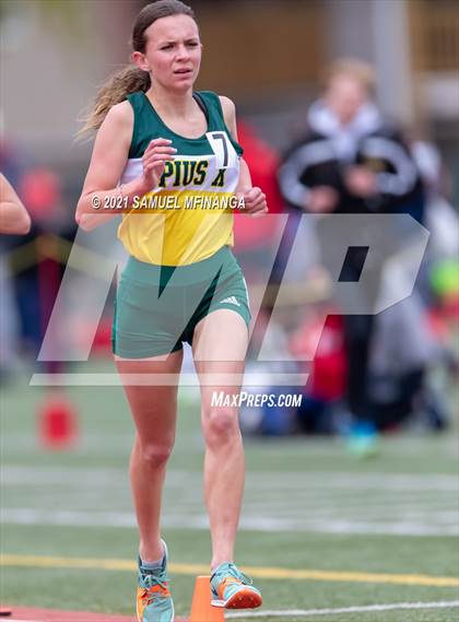 Thumbnail 3 in Harold Scott Invitational (3200 Meter) photogallery.