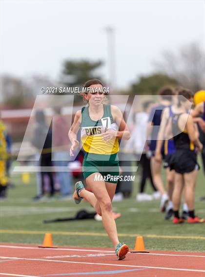 Thumbnail 2 in Harold Scott Invitational (3200 Meter) photogallery.