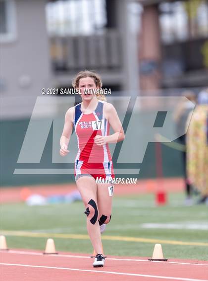 Thumbnail 1 in Harold Scott Invitational (3200 Meter) photogallery.