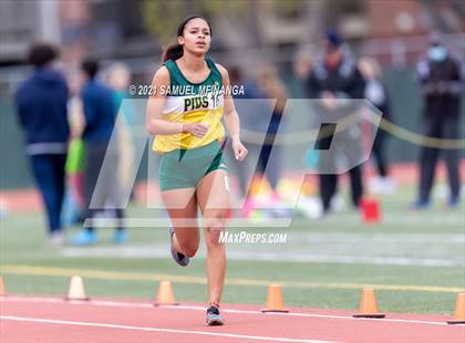 Thumbnail 1 in Harold Scott Invitational (3200 Meter) photogallery.