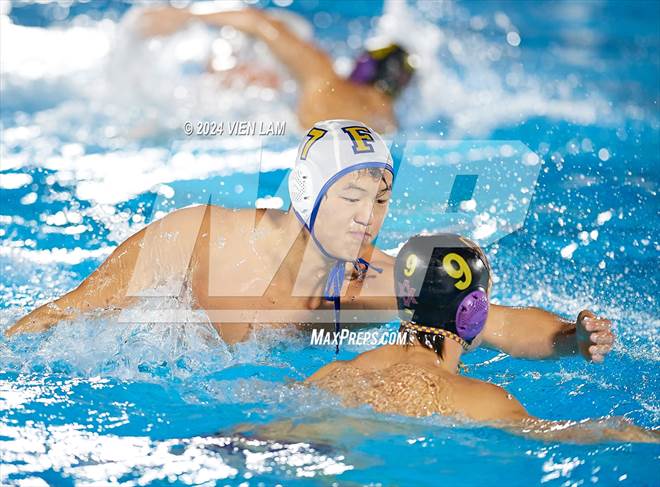 null - Photo 01