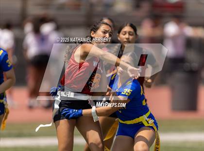 Thumbnail 2 in Bishop Amat vs Wilson photogallery.