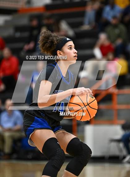 Thumbnail 2 in Bergman vs. Jessieville (AAA 3A State Playoffs first round) photogallery.