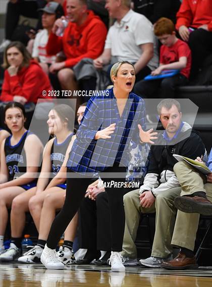 Thumbnail 2 in Bergman vs. Jessieville (AAA 3A State Playoffs first round) photogallery.