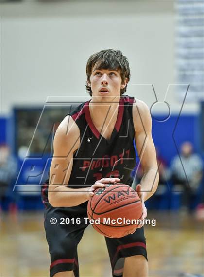 Thumbnail 3 in Piggott vs Charleston (AAA 3A 1st Round) photogallery.