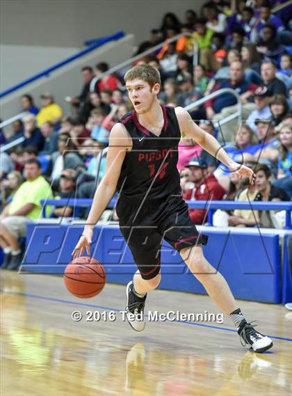 Thumbnail 2 in Piggott vs Charleston (AAA 3A 1st Round) photogallery.