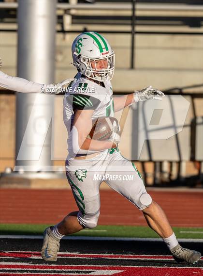 Thumbnail 2 in South Summit vs. South Sevier (UHSAA 2A Semifinal) photogallery.