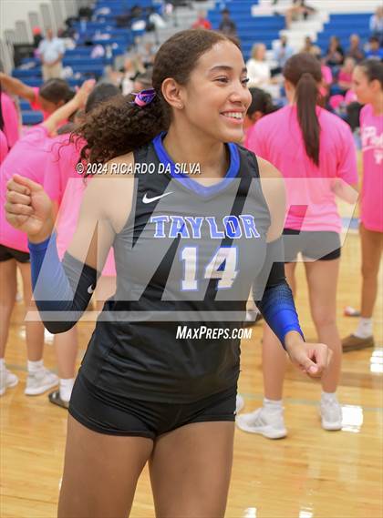 Thumbnail 3 in Katy Taylor vs Cinco Ranch photogallery.