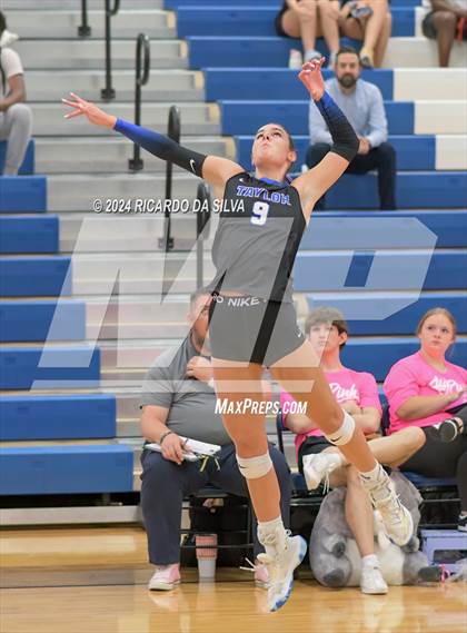 Thumbnail 3 in Katy Taylor vs Cinco Ranch photogallery.