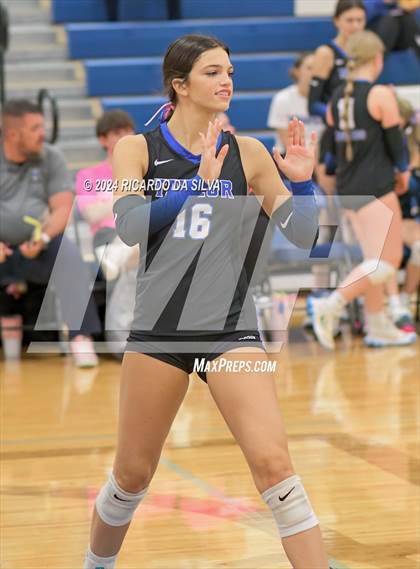 Thumbnail 1 in Katy Taylor vs Cinco Ranch photogallery.