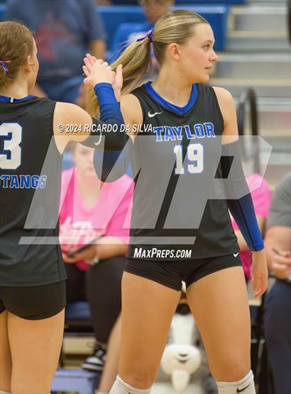 Thumbnail 3 in Katy Taylor vs Cinco Ranch photogallery.
