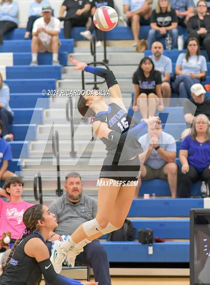 Thumbnail 2 in Katy Taylor vs Cinco Ranch photogallery.
