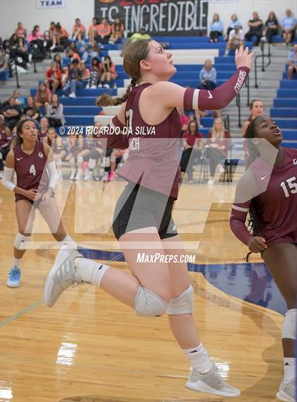 Thumbnail 1 in Katy Taylor vs Cinco Ranch photogallery.