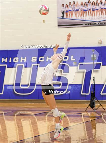 Thumbnail 3 in Katy Taylor vs Cinco Ranch photogallery.