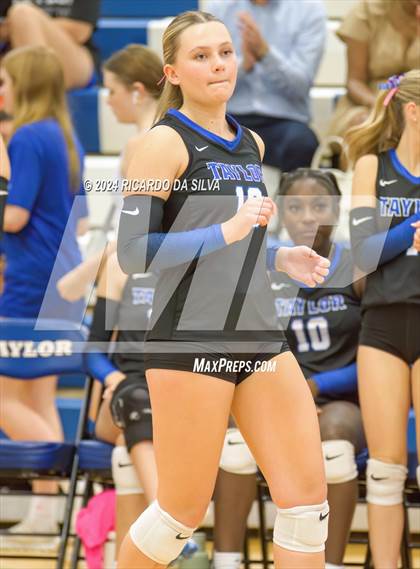 Thumbnail 3 in Katy Taylor vs Cinco Ranch photogallery.