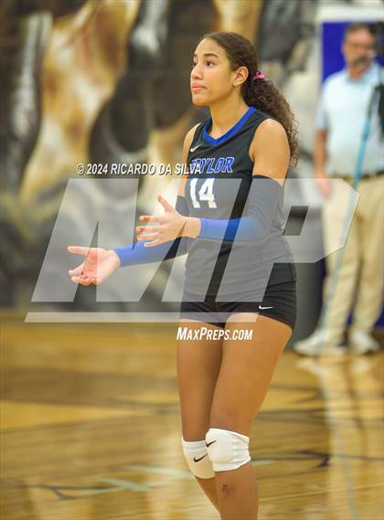 Thumbnail 3 in Katy Taylor vs Cinco Ranch photogallery.