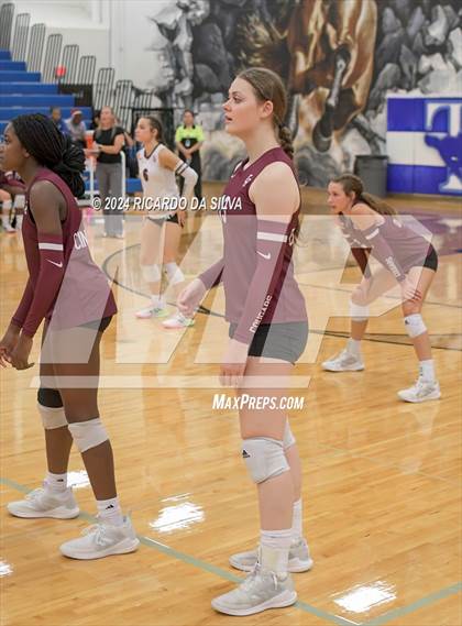 Thumbnail 3 in Katy Taylor vs Cinco Ranch photogallery.