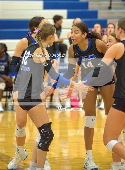 Thumbnail 2 in Katy Taylor vs Cinco Ranch photogallery.