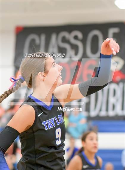 Thumbnail 2 in Katy Taylor vs Cinco Ranch photogallery.