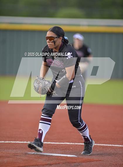 Thumbnail 2 in Wylie East @ Wylie photogallery.