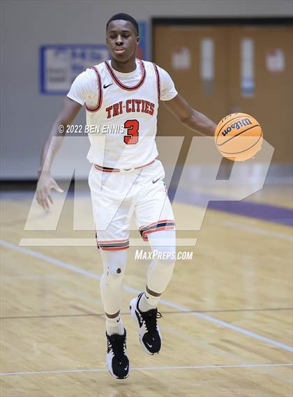 Thumbnail 3 in Tri-Cities vs McDonough (The Dream Challenge)  photogallery.