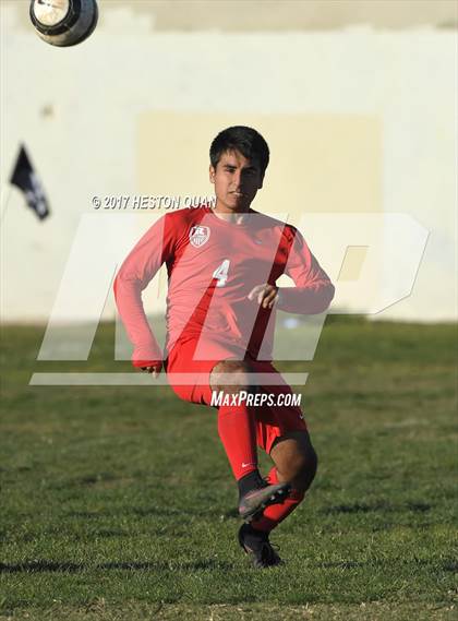 Thumbnail 2 in Villa Park vs Redondo Union (Marina Tournament) photogallery.