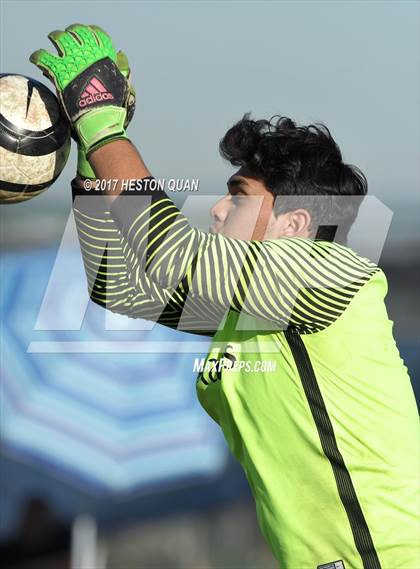 Thumbnail 1 in Villa Park vs Redondo Union (Marina Tournament) photogallery.