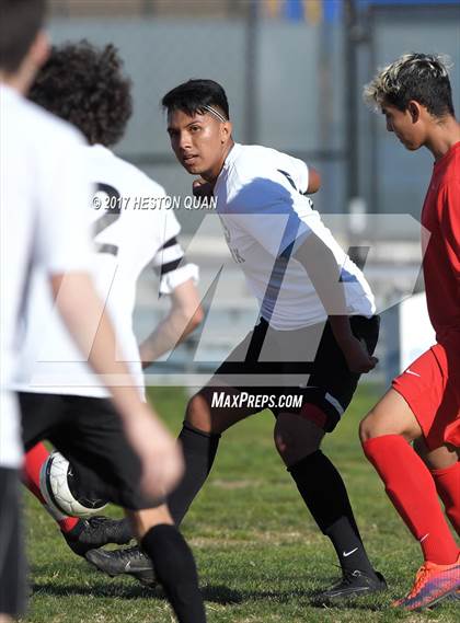 Thumbnail 3 in Villa Park vs Redondo Union (Marina Tournament) photogallery.