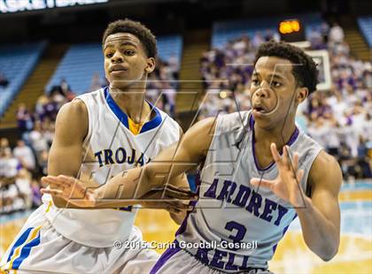 Thumbnail 2 in Ardrey Kell vs Garner Magnet (NCHSAA 4A Final) photogallery.