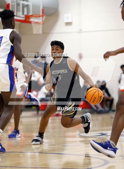 Thumbnail 1 in Chilton County vs Wetumpka (Pike Road Invitational) photogallery.