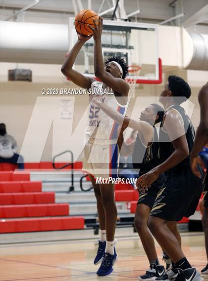 Thumbnail 3 in Chilton County vs Wetumpka (Pike Road Invitational) photogallery.