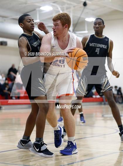 Thumbnail 3 in Chilton County vs Wetumpka (Pike Road Invitational) photogallery.