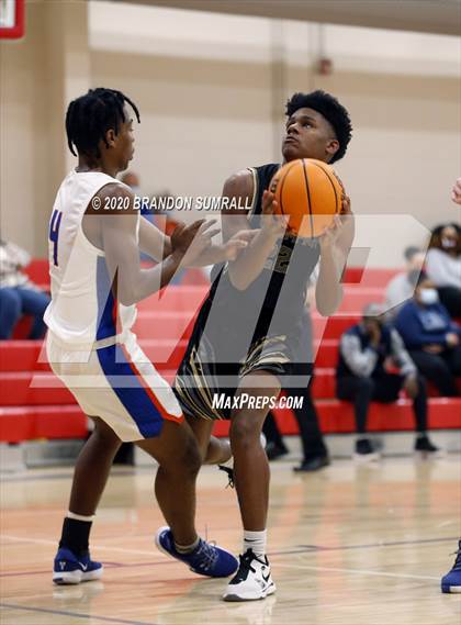 Thumbnail 3 in Chilton County vs Wetumpka (Pike Road Invitational) photogallery.