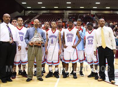 Thumbnail 3 in Dulles vs. Madison (UIL 5A Region 3 Final) photogallery.