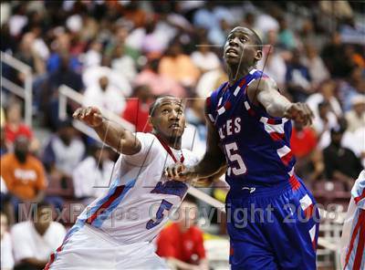 Thumbnail 3 in Dulles vs. Madison (UIL 5A Region 3 Final) photogallery.