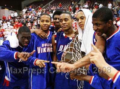 Thumbnail 2 in Dulles vs. Madison (UIL 5A Region 3 Final) photogallery.