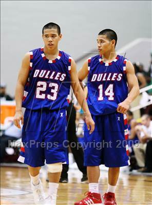Thumbnail 2 in Dulles vs. Madison (UIL 5A Region 3 Final) photogallery.