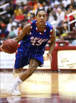 Thumbnail 2 in Dulles vs. Madison (UIL 5A Region 3 Final) photogallery.