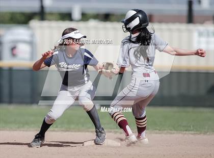 Thumbnail 3 in Barstow vs Venice photogallery.