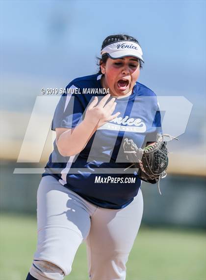 Thumbnail 3 in Barstow vs Venice photogallery.